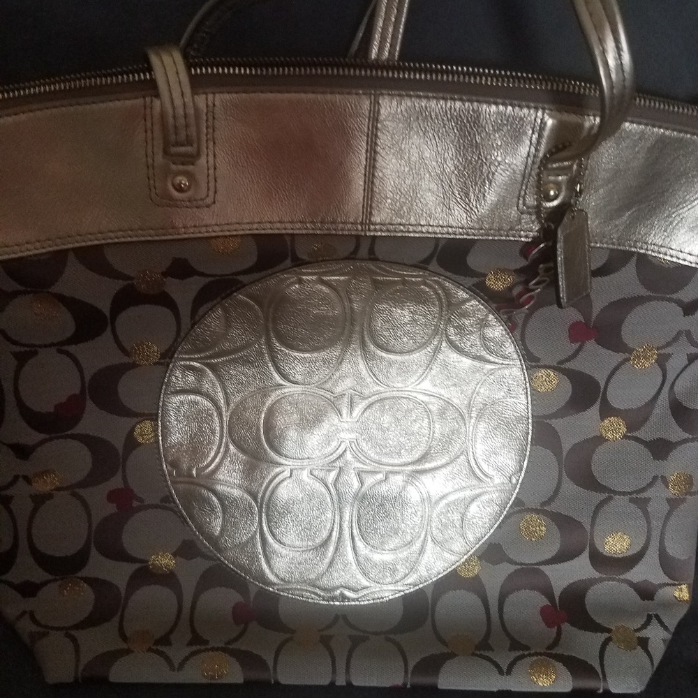 Coach Tote handbag signature Laura Secr